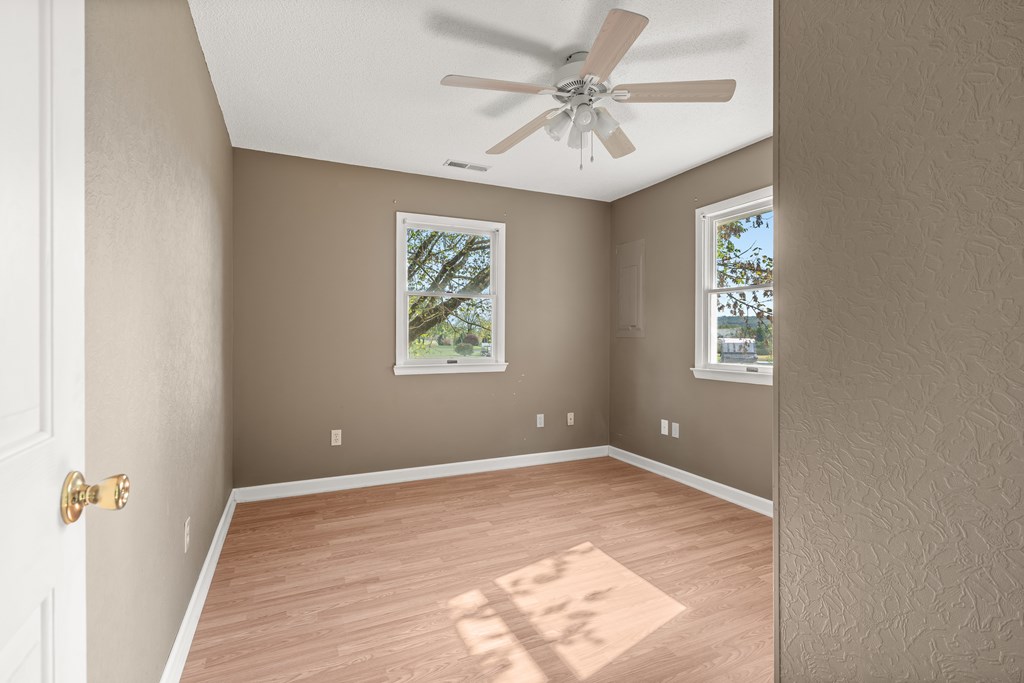 419604 Hayesville Residential