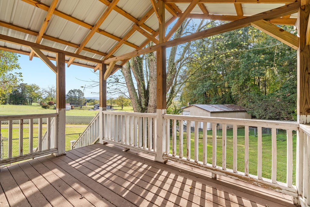 419604 Hayesville Residential