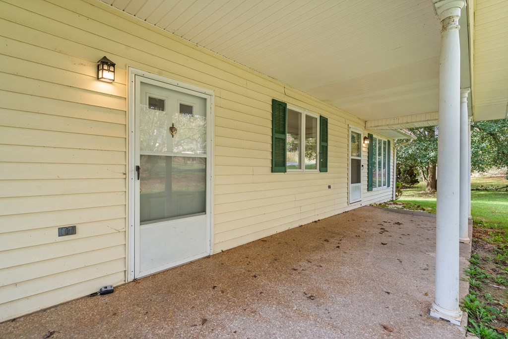 419604 Hayesville Residential