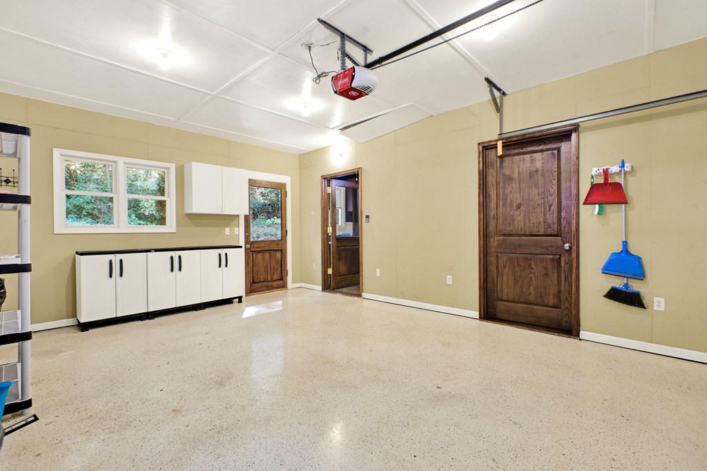 419634 Jasper Residential