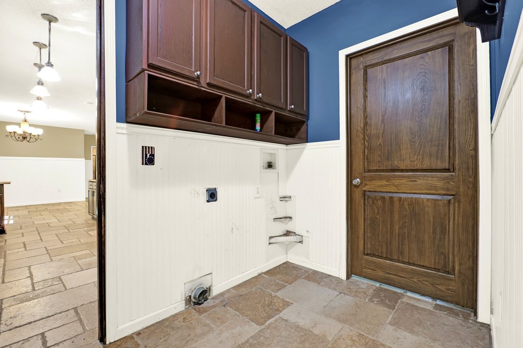 419634 Jasper Residential