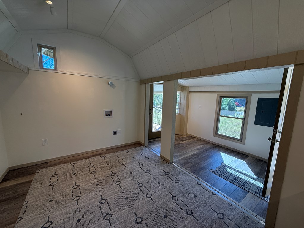 419639 Murphy Residential