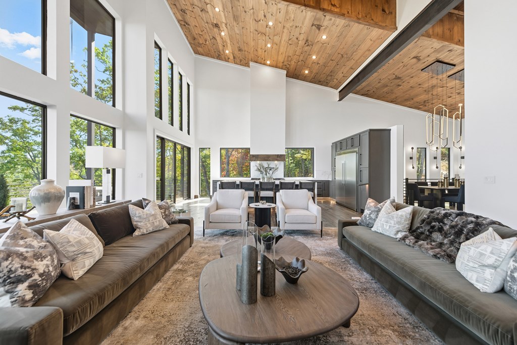 419651 Blue Ridge Residential