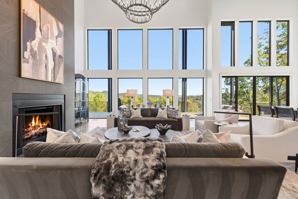 419651 Blue Ridge Residential