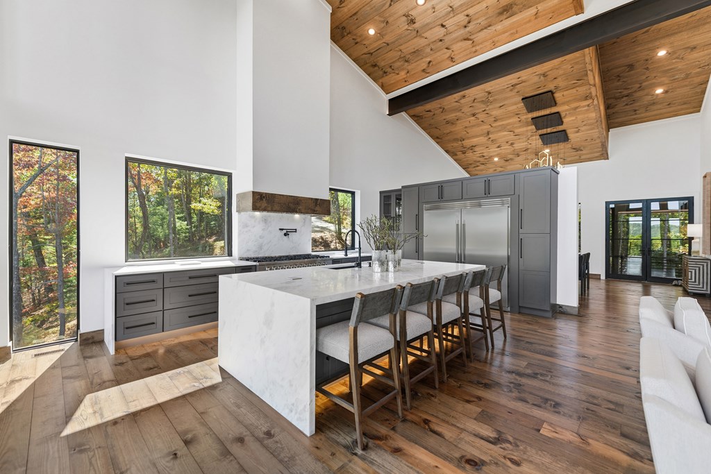 419651 Blue Ridge Residential