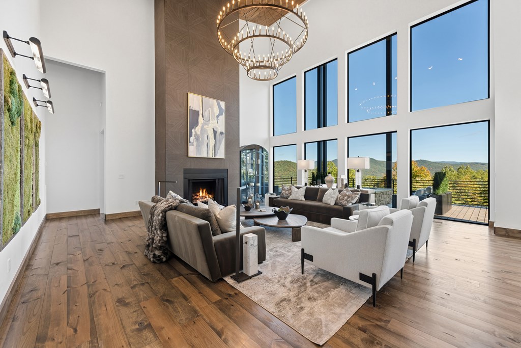 419651 Blue Ridge Residential