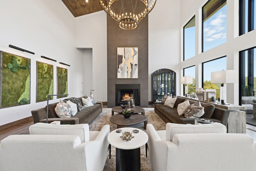 419651 Blue Ridge Residential