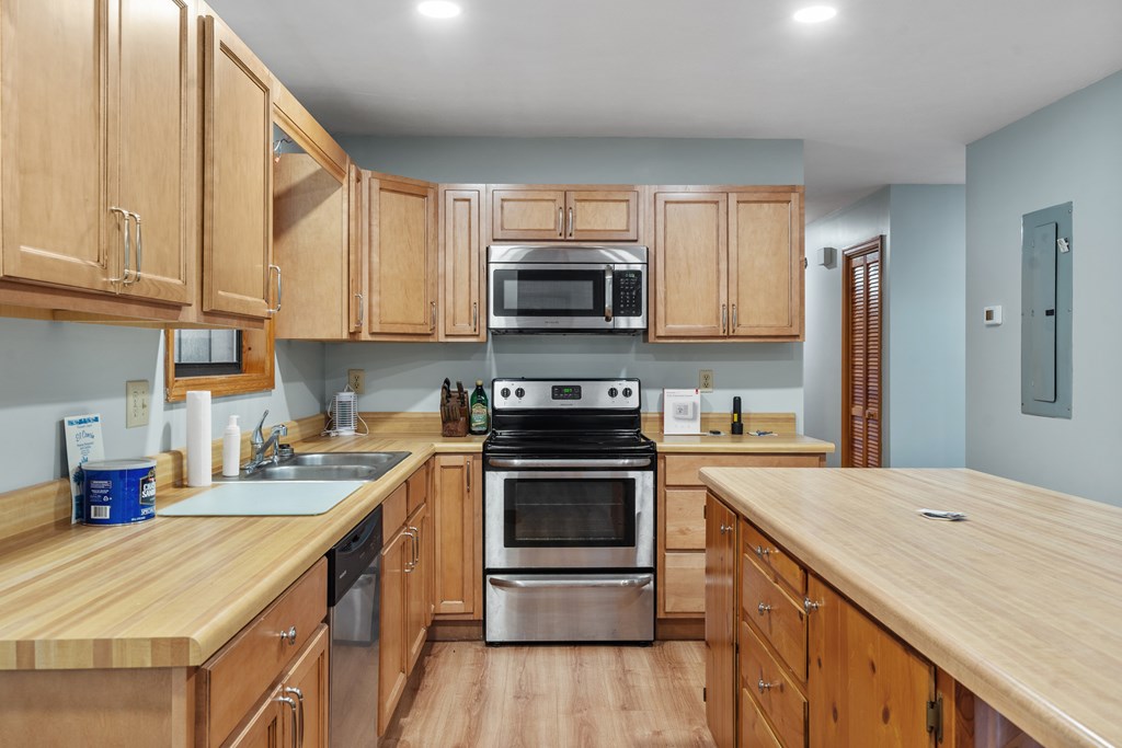 419656 Hiawassee Residential