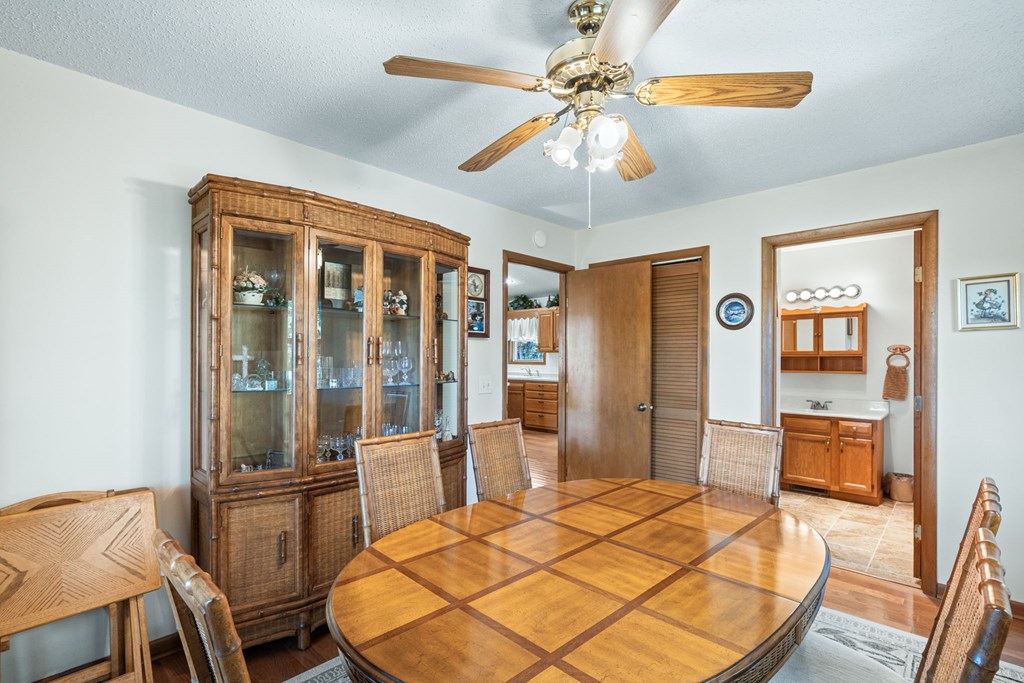 419657 Warne Residential