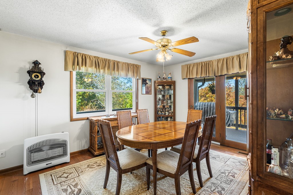 419657 Warne Residential