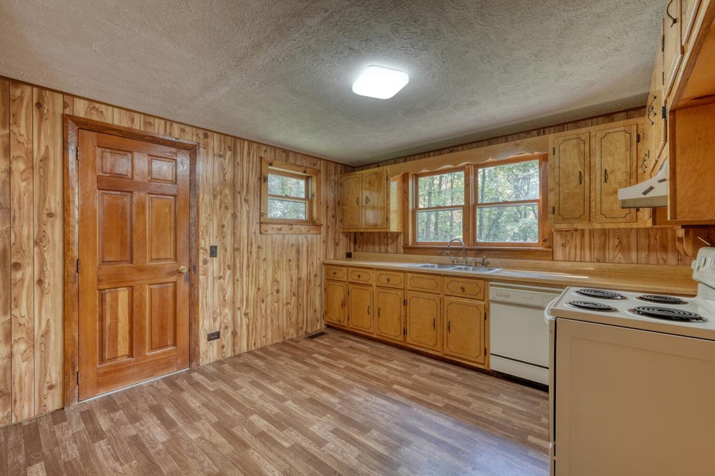 419666 Blairsville Residential