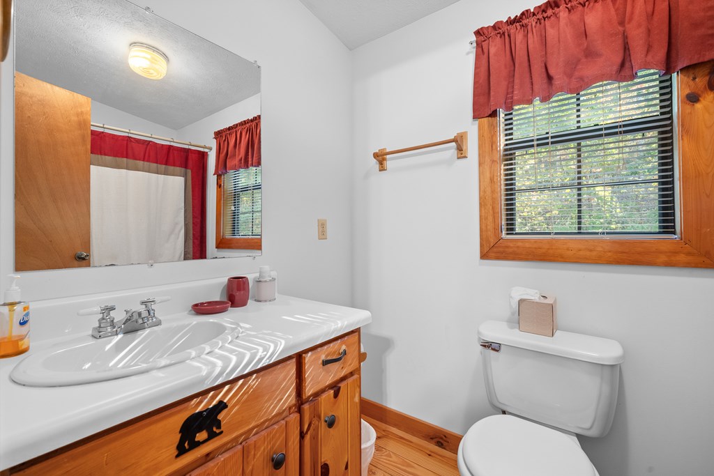 419667 Young Harris Residential