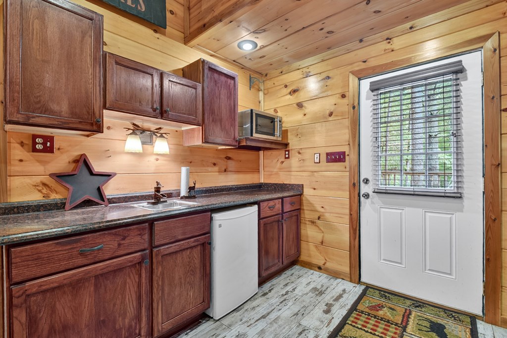 419694 Blairsville Residential
