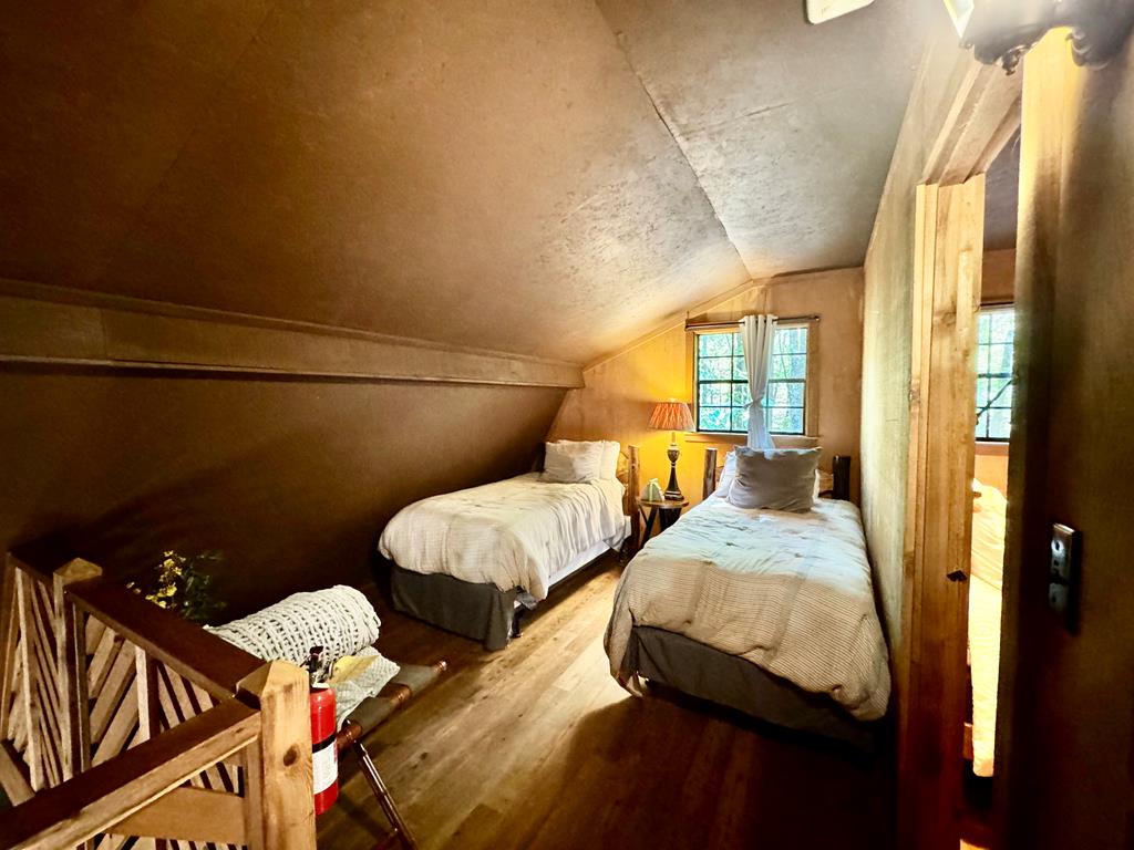 419696 Ellijay Residential