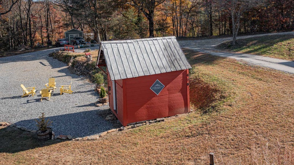 419698 Young Harris Residential