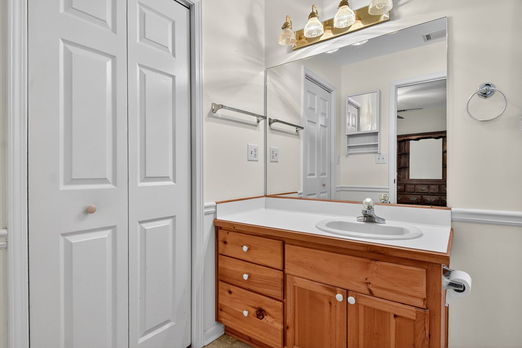 419699 Blue Ridge Residential