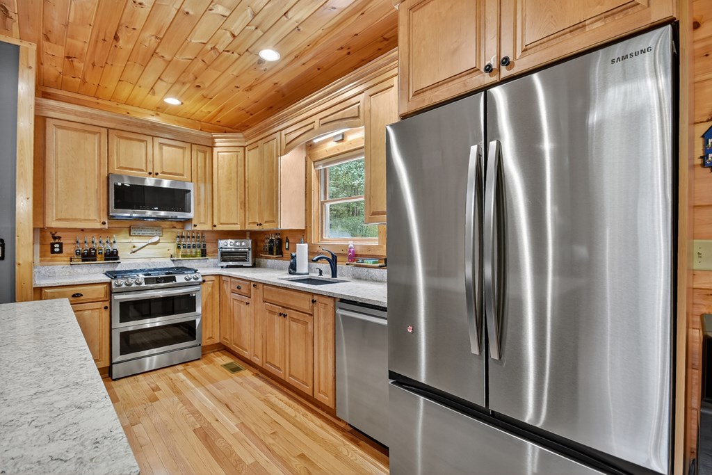 419706 Cherry Log Residential