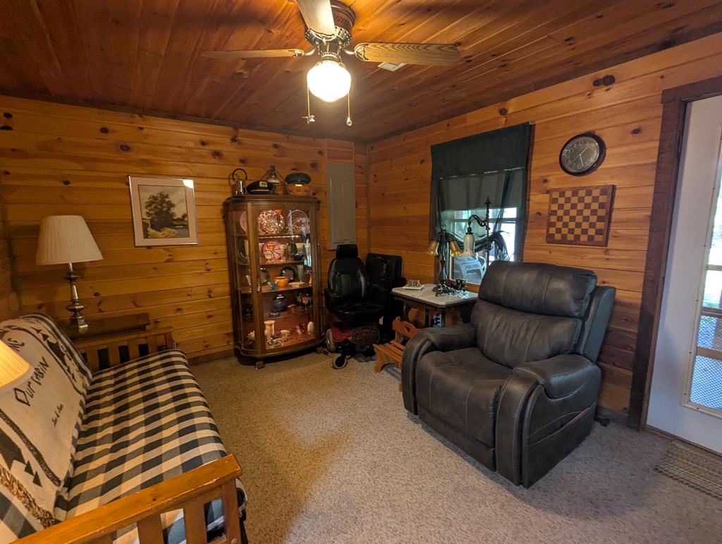419709 Cherry Log Residential