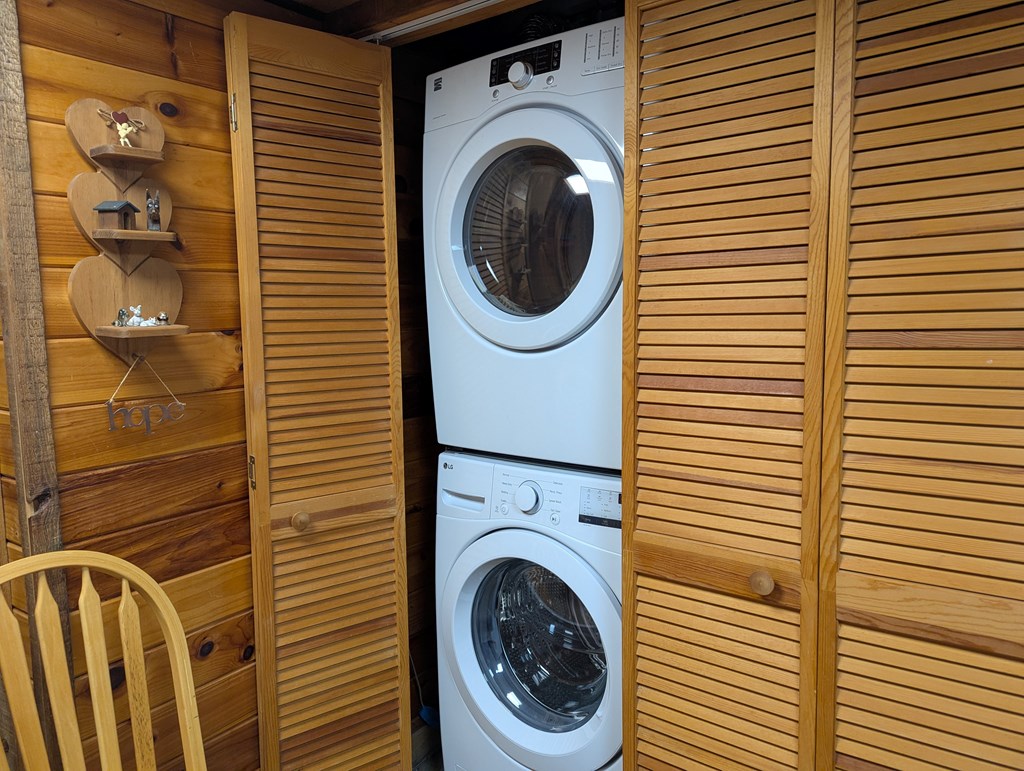 419709 Cherry Log Residential
