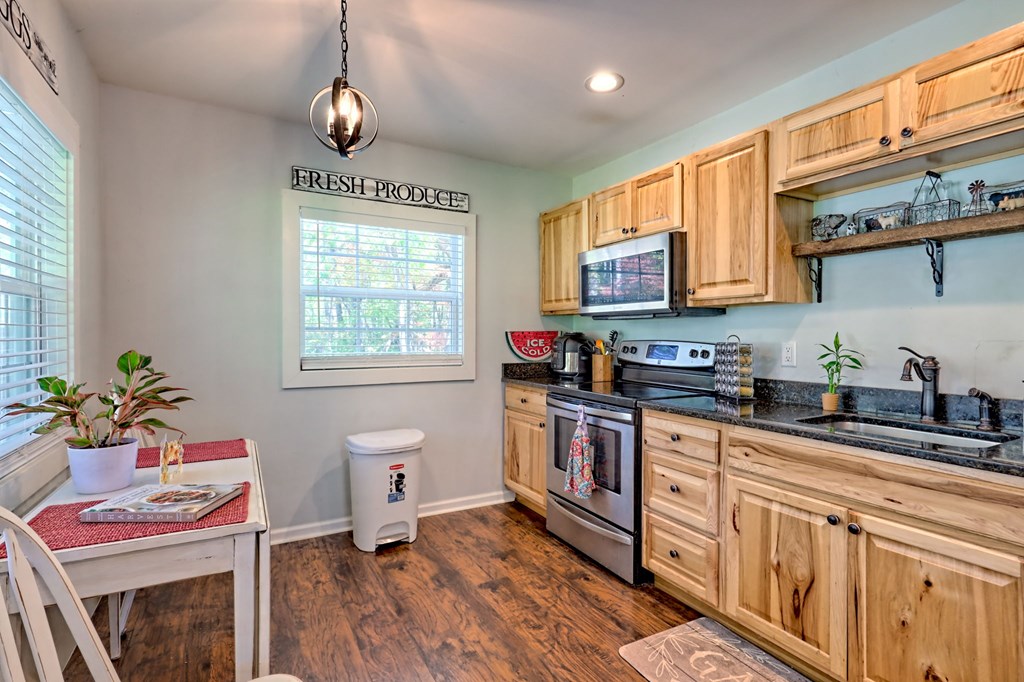 419738 Hiawassee Residential