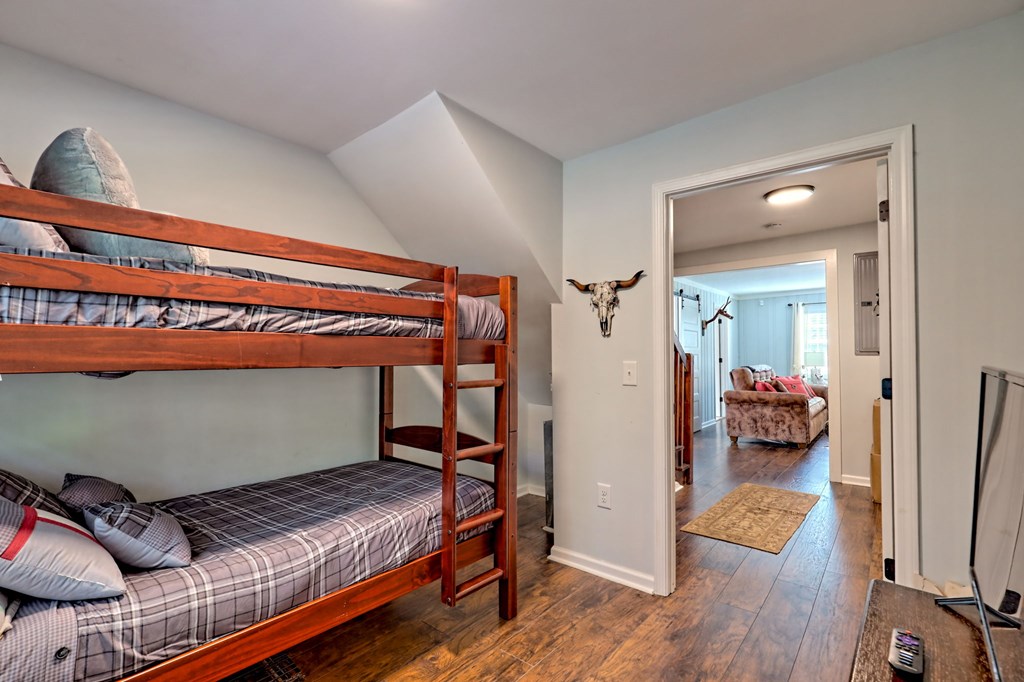 419738 Hiawassee Residential