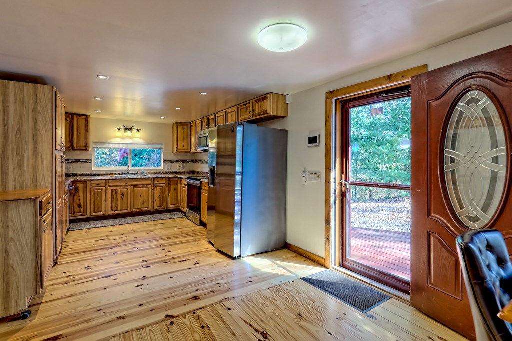 419749 Murphy Residential