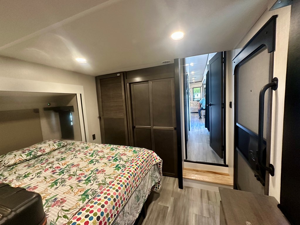 419757 Morganton Residential