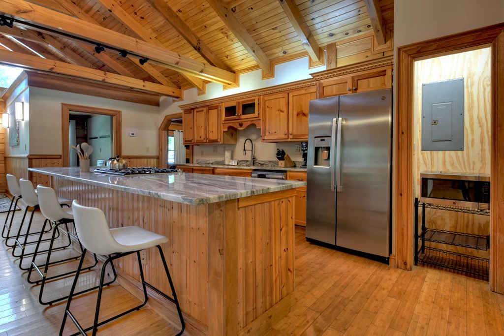 419771 Mineral Bluff Residential