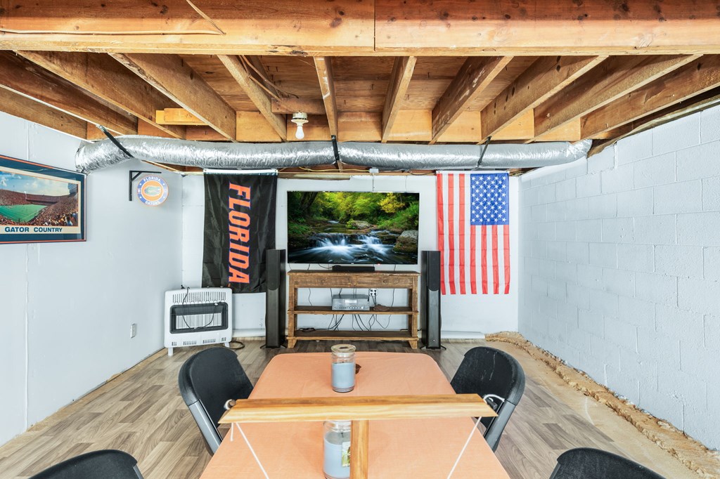 419813 Murphy Residential