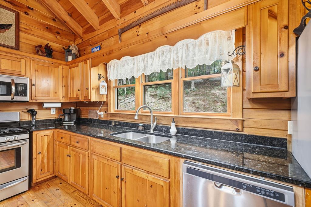 419819 Ellijay Residential