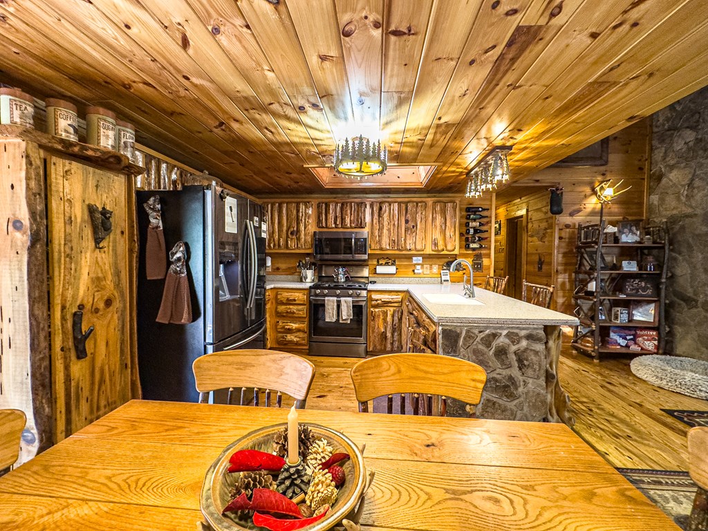 419828 Murphy Residential