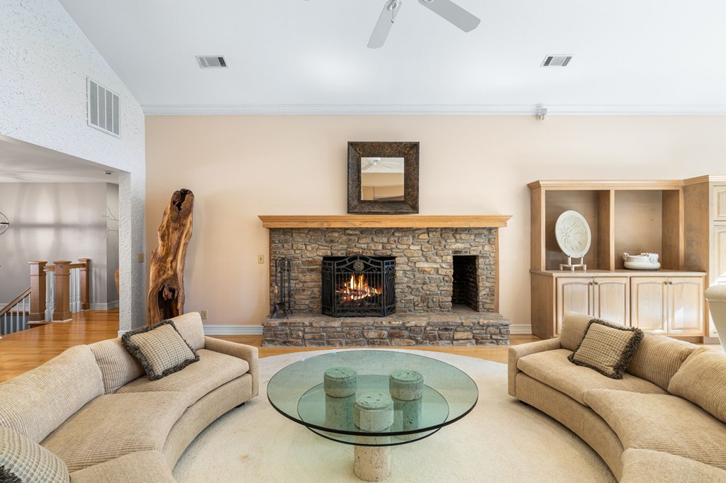 419837 Hiawassee Residential