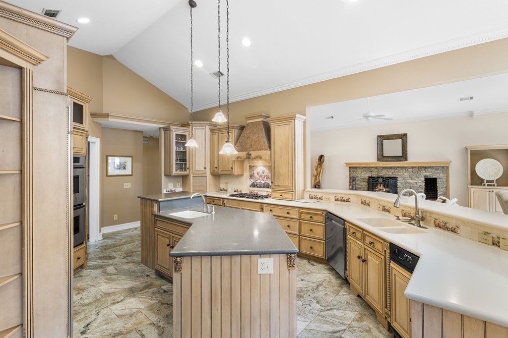 419837 Hiawassee Residential