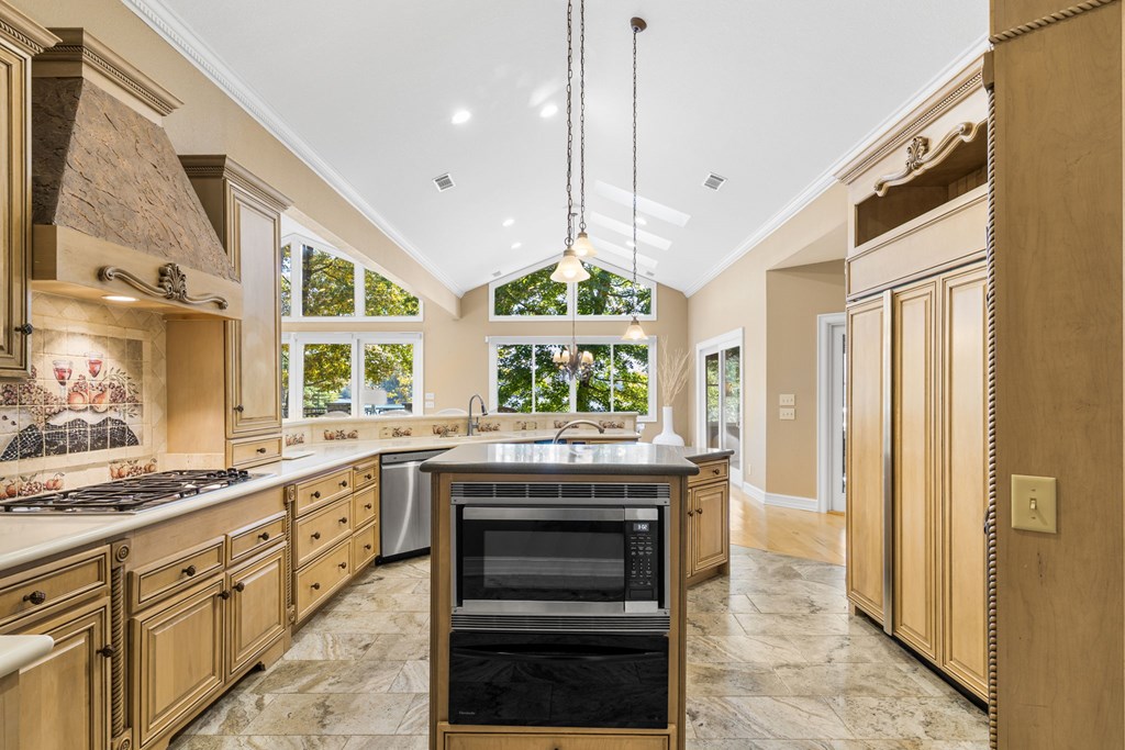 419837 Hiawassee Residential