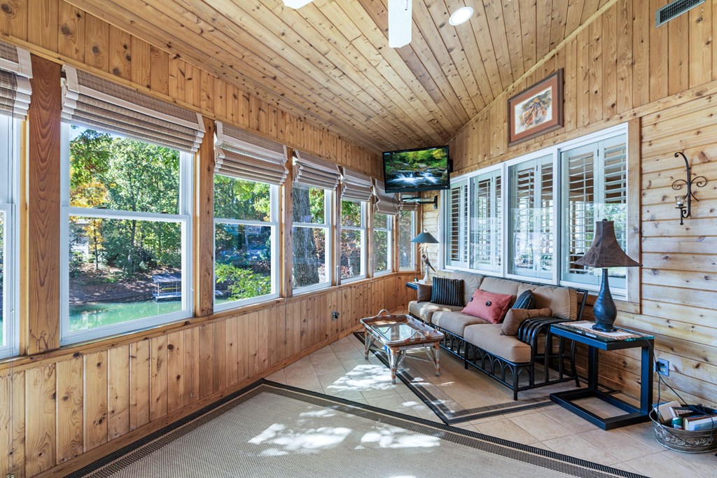 419837 Hiawassee Residential