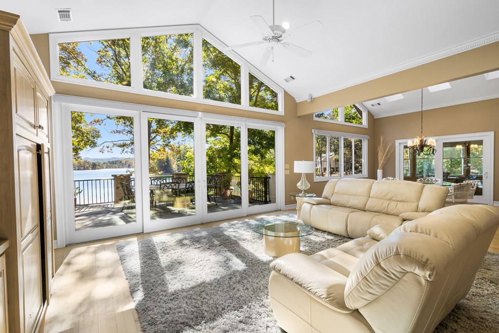 419837 Hiawassee Residential