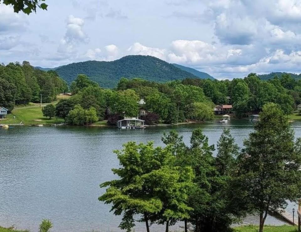 419839 Hayesville Townhouse