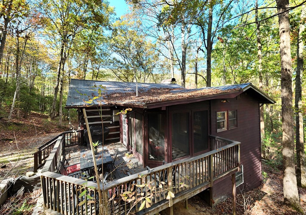 419840 Young Harris Residential