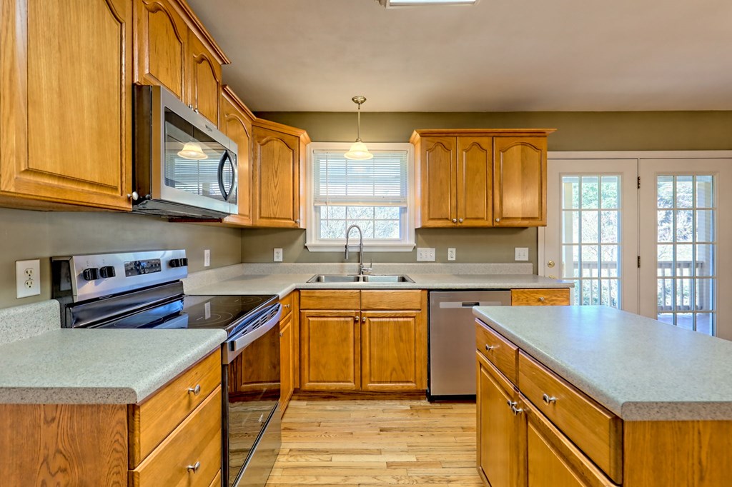 419846 Hayesville Residential