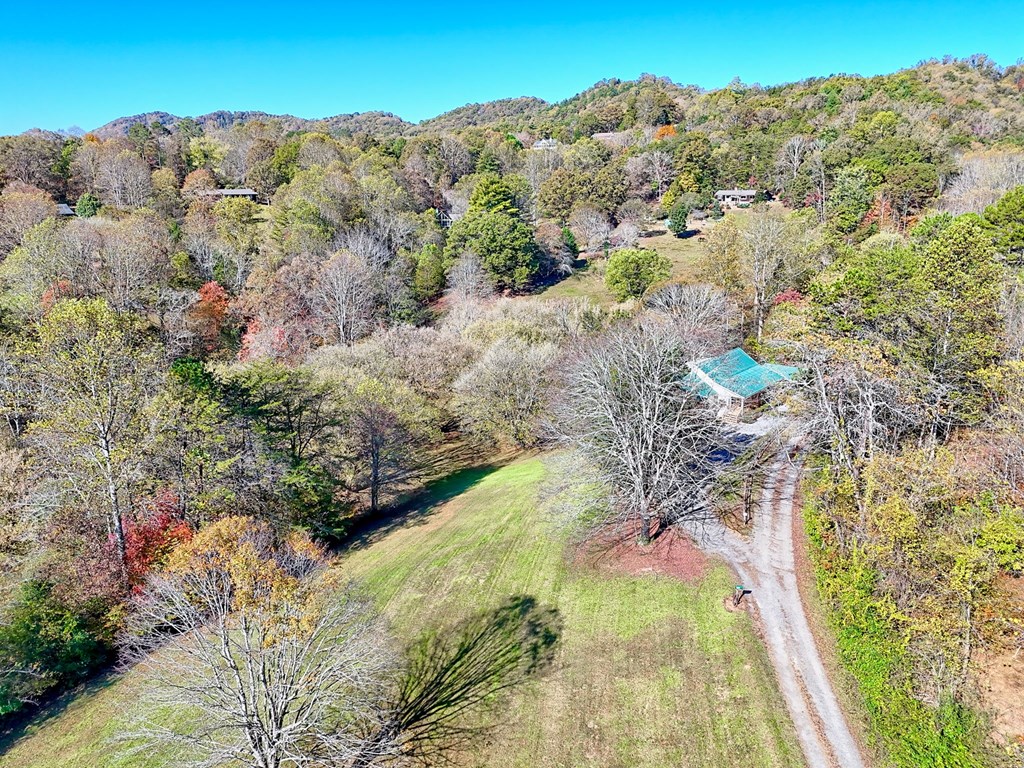 419846 Hayesville Residential