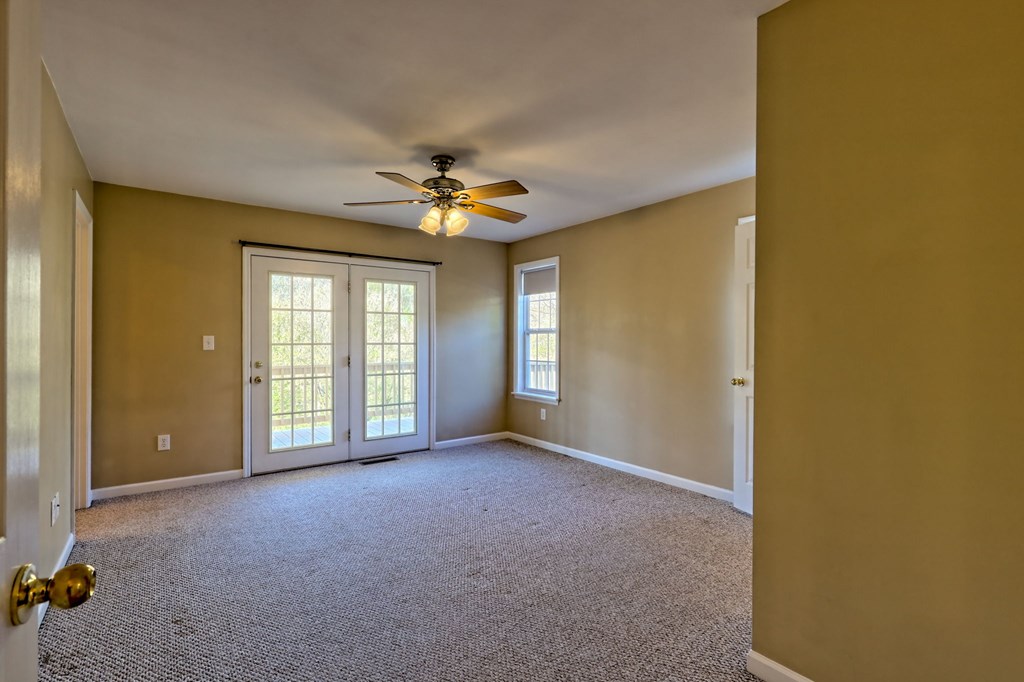 419846 Hayesville Residential