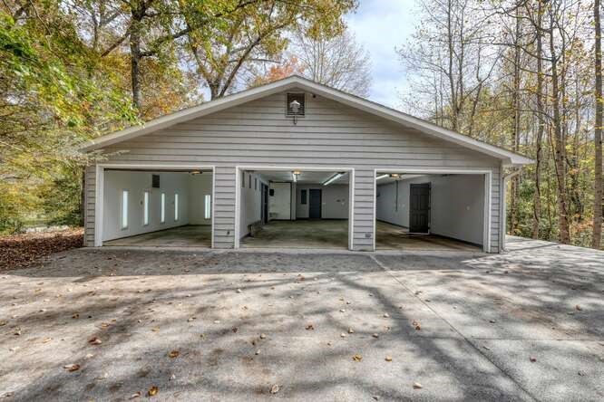 419848 Hiawassee Residential