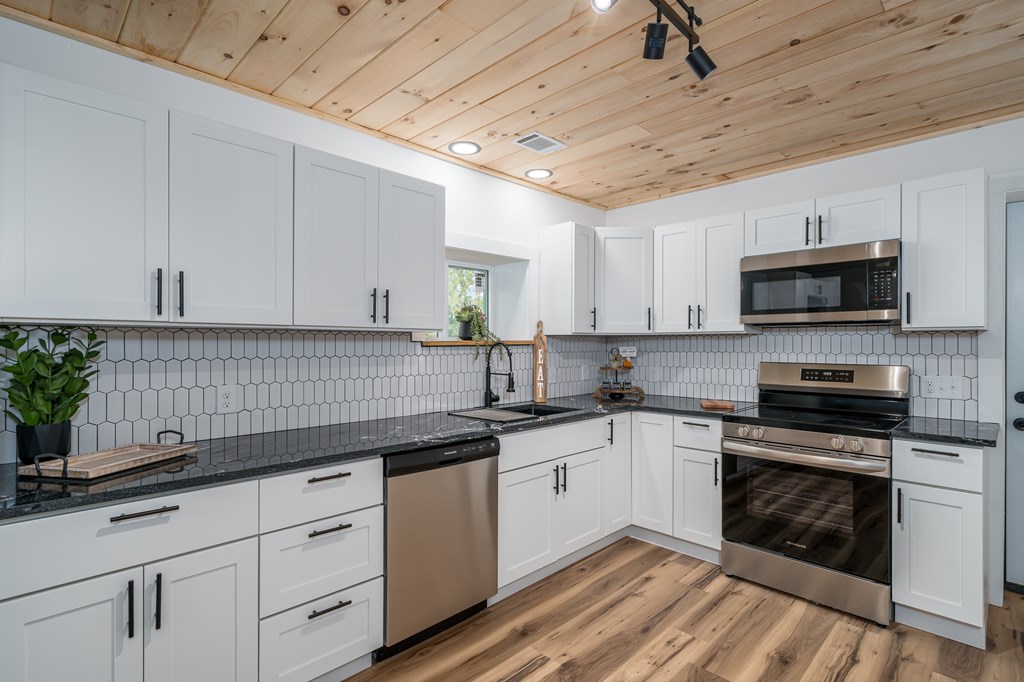 419854 Jasper Residential