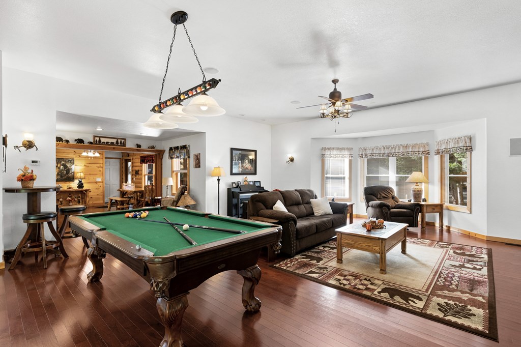 419862 Murphy Residential