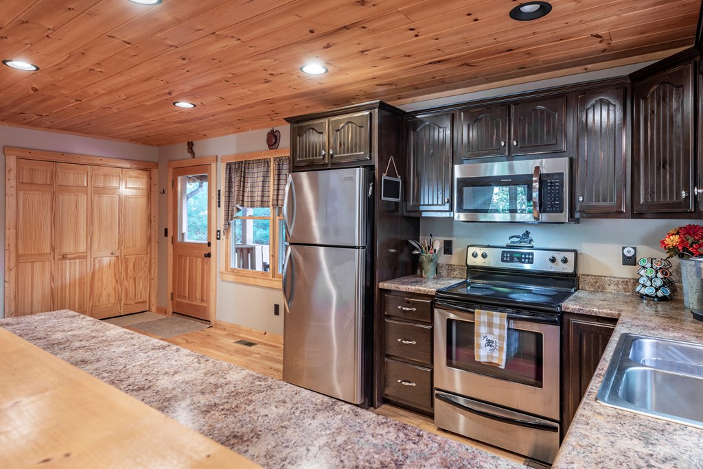 419868 Ellijay Residential