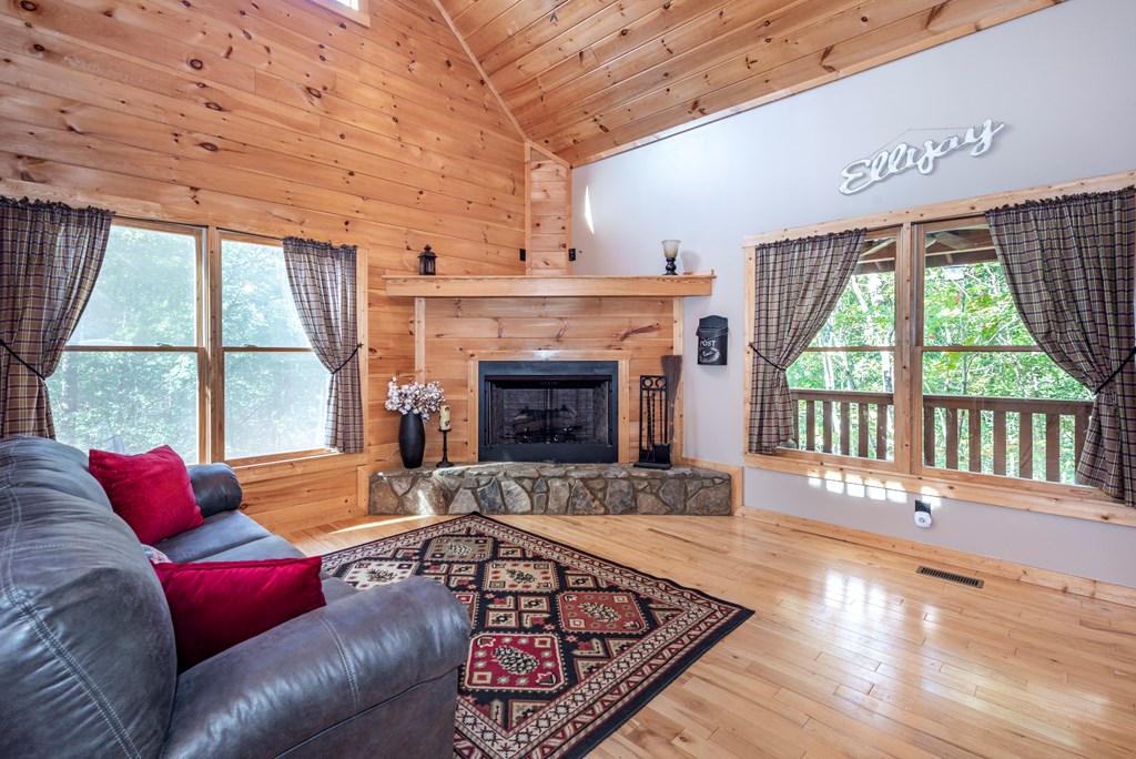 419868 Ellijay Residential