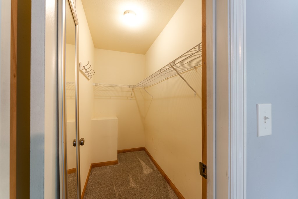 419869 Murphy Residential