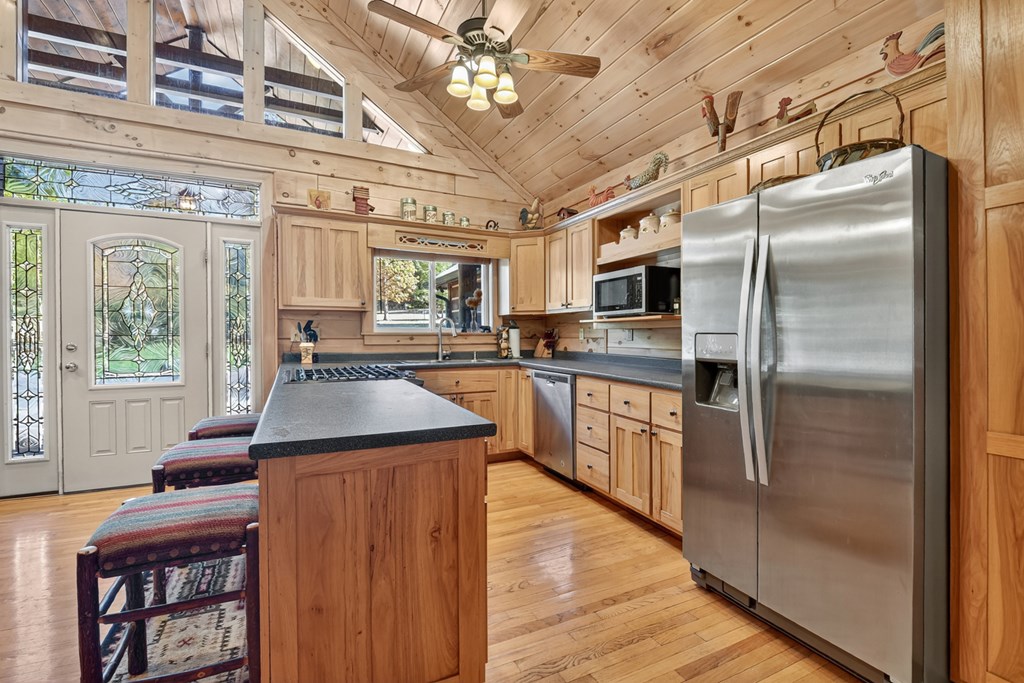 419899 Suches Residential