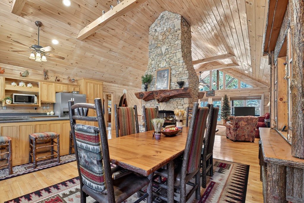 419899 Suches Residential