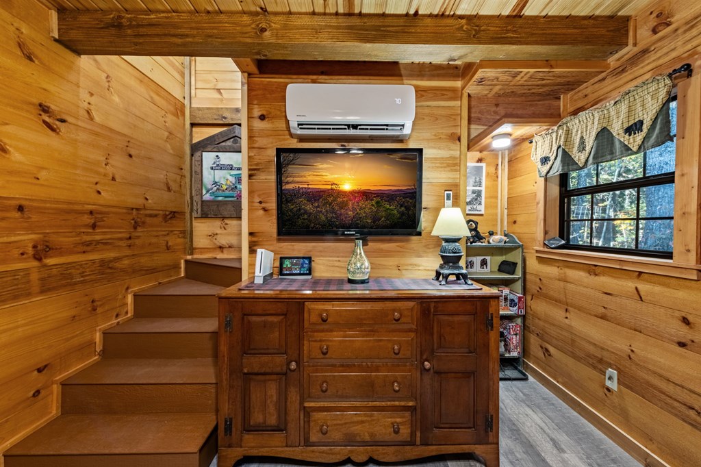 419906 Morganton Residential